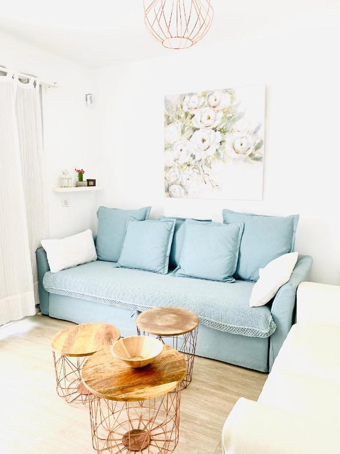 The Little White House, Suite Flower Beach 9 Playa Honda (Lanzarote) Exterior foto